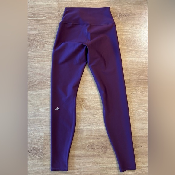 ALO Yoga Airlift Deep Purple Leggings - Picture 1 of 3